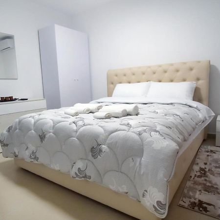 Vista Berat Inn Apartment Buitenkant foto